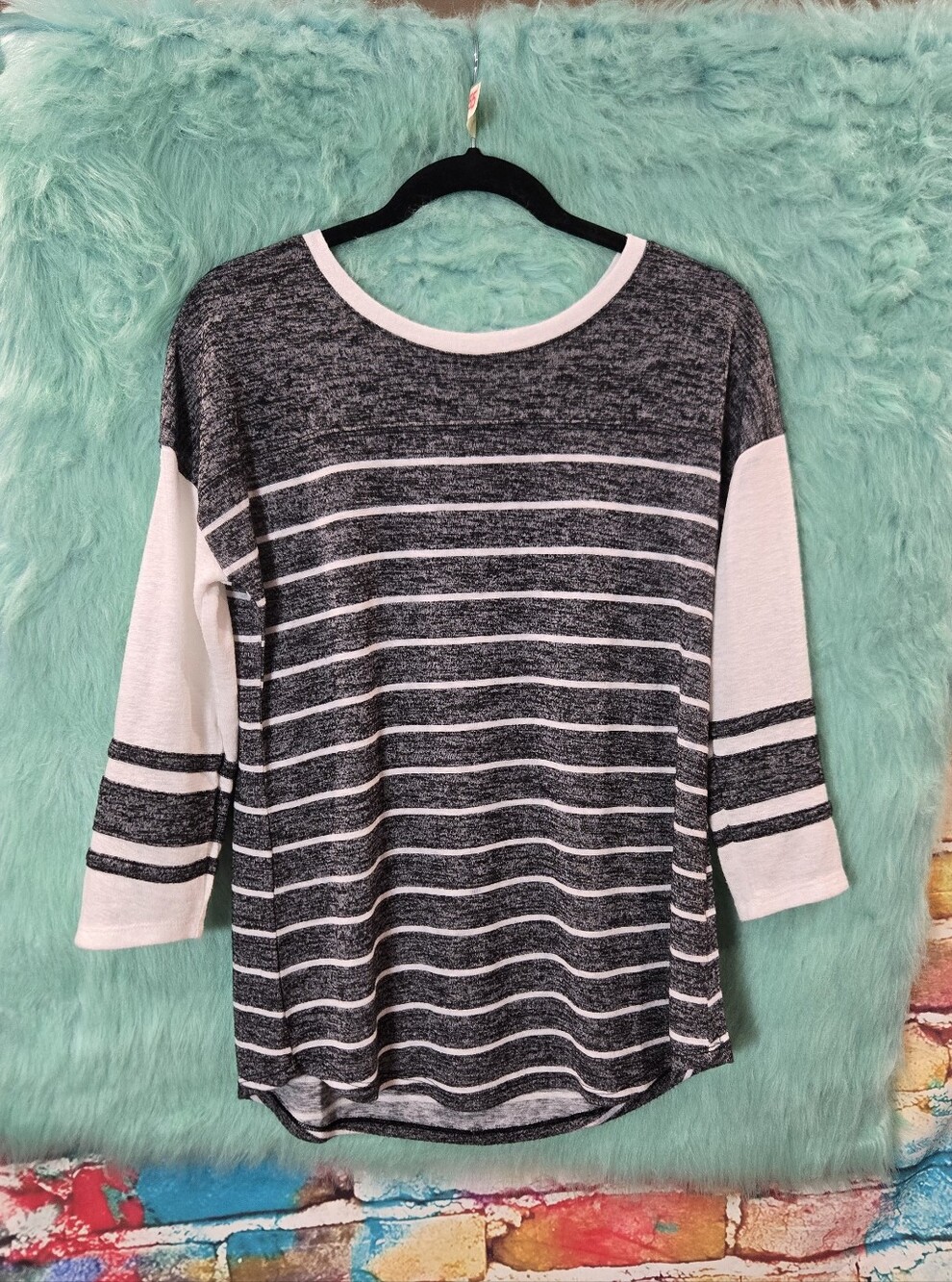 Maurices 24/7 Gray And White Stripe Half Sleeve Top Size M